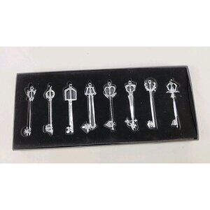 Square Enix Disney Kingdom Hearts 8 Piece 3" Keyblade Pendant Keychain Fob Set